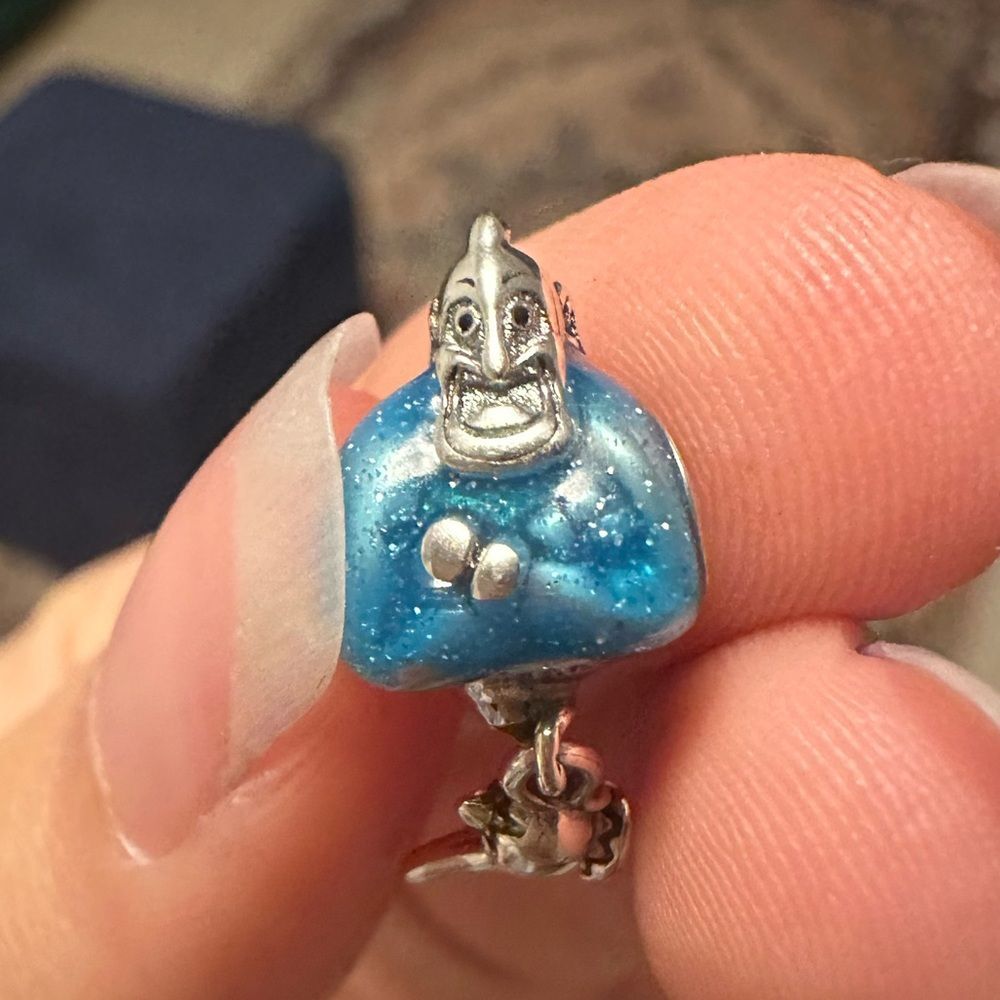 PANDORA x Disney Jasmine Aladdin Genie & Lamp Charm - Picture 10 of 13